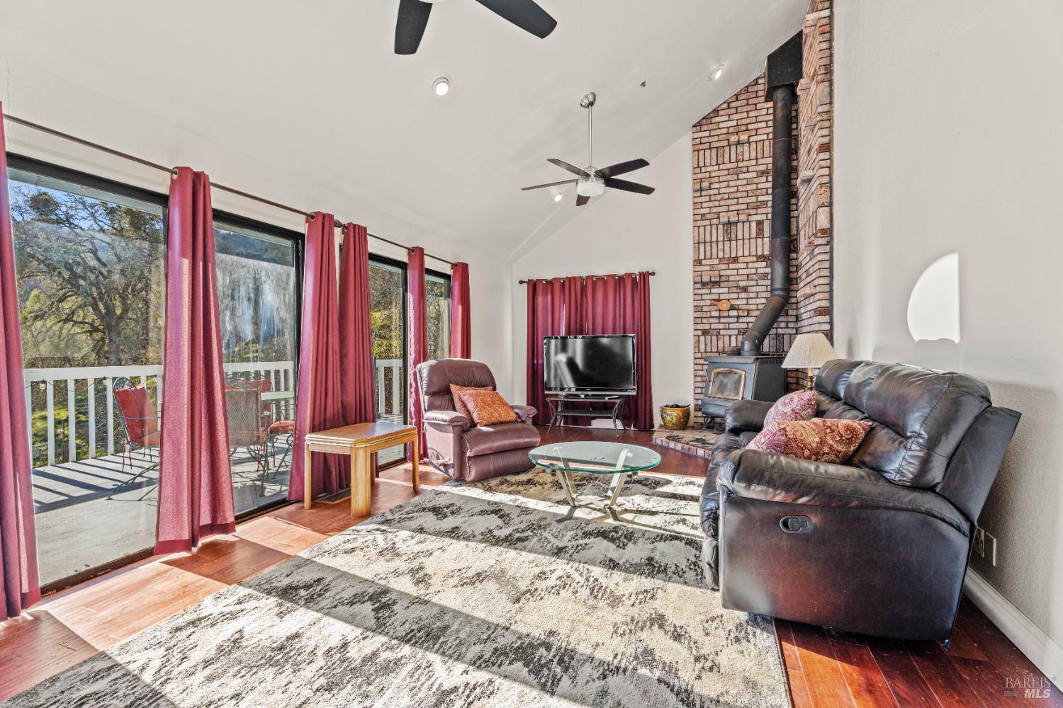 Detail Gallery Image 43 of 47 For 6620 Robinson Creek Rd, Ukiah,  CA 95482 - 5 Beds | 3 Baths