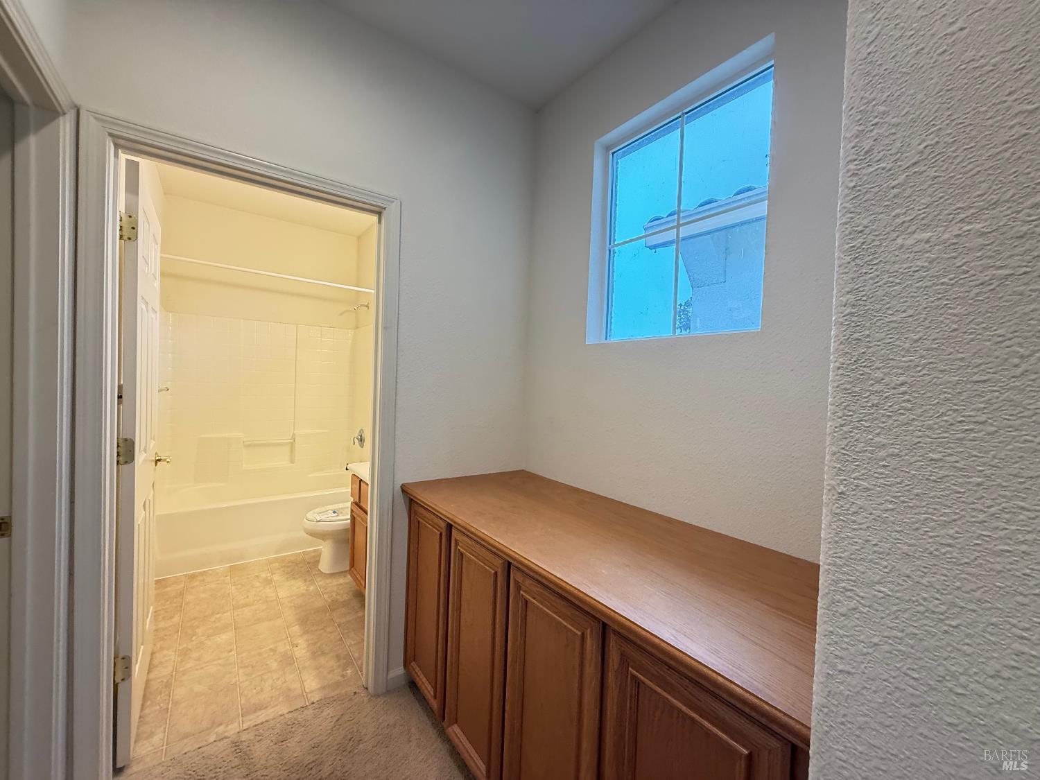 Detail Gallery Image 8 of 31 For 338 Gold Hills Dr, Rio Vista,  CA 94571 - 2 Beds | 2 Baths