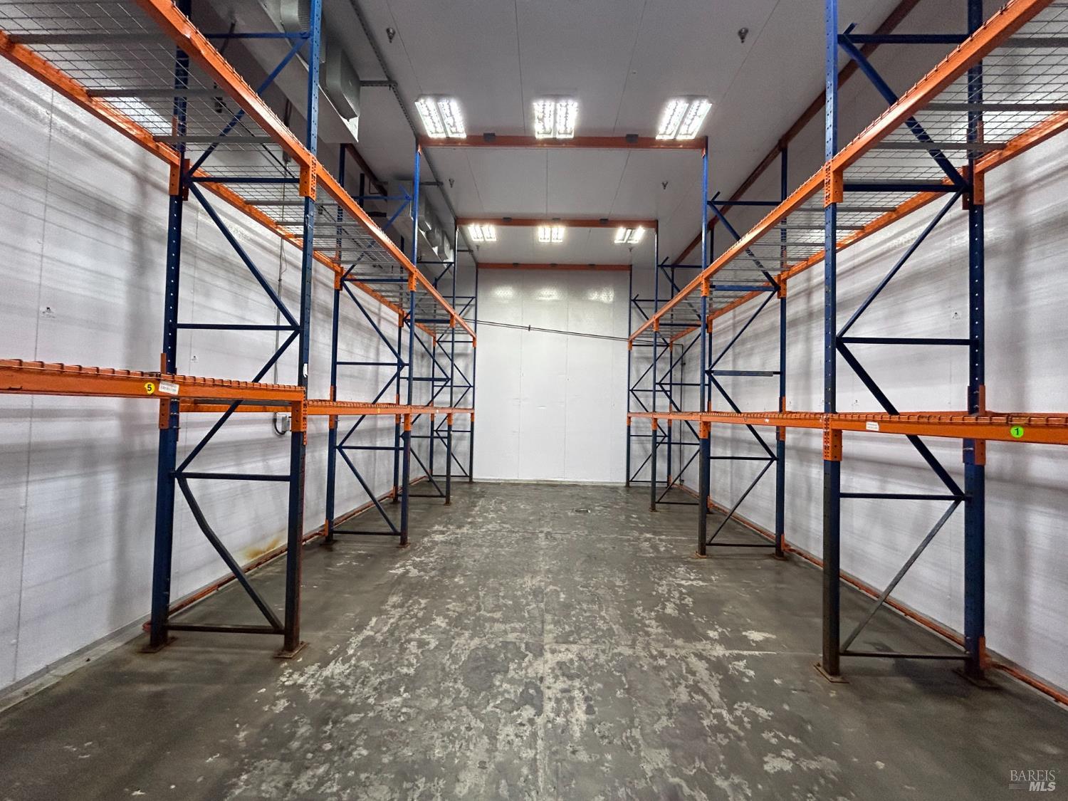 Detail Gallery Image 12 of 21 For 140 Grove Ct #B,  Healdsburg,  CA 95448 - – Beds | – Baths