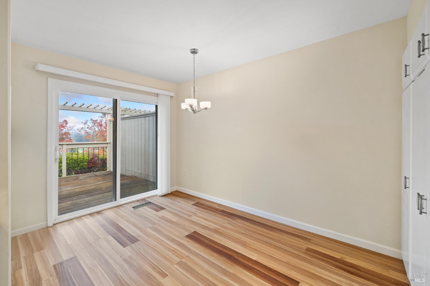 Detail Gallery Image 23 of 45 For 7103 Overlook Dr, Santa Rosa,  CA 95409 - 3 Beds | 2 Baths