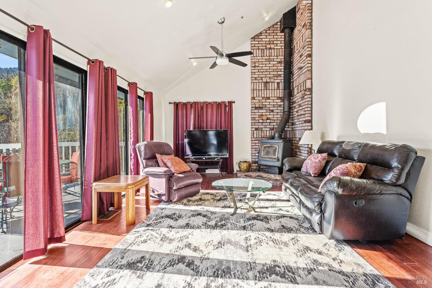 Detail Gallery Image 44 of 47 For 6620 Robinson Creek Rd, Ukiah,  CA 95482 - 5 Beds | 3 Baths