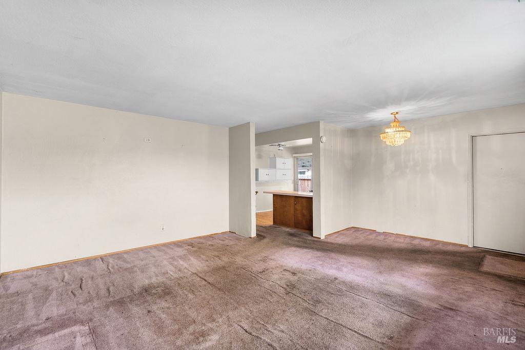 Detail Gallery Image 6 of 27 For 831 5th St, Vallejo,  CA 94590 - 3 Beds | 2 Baths