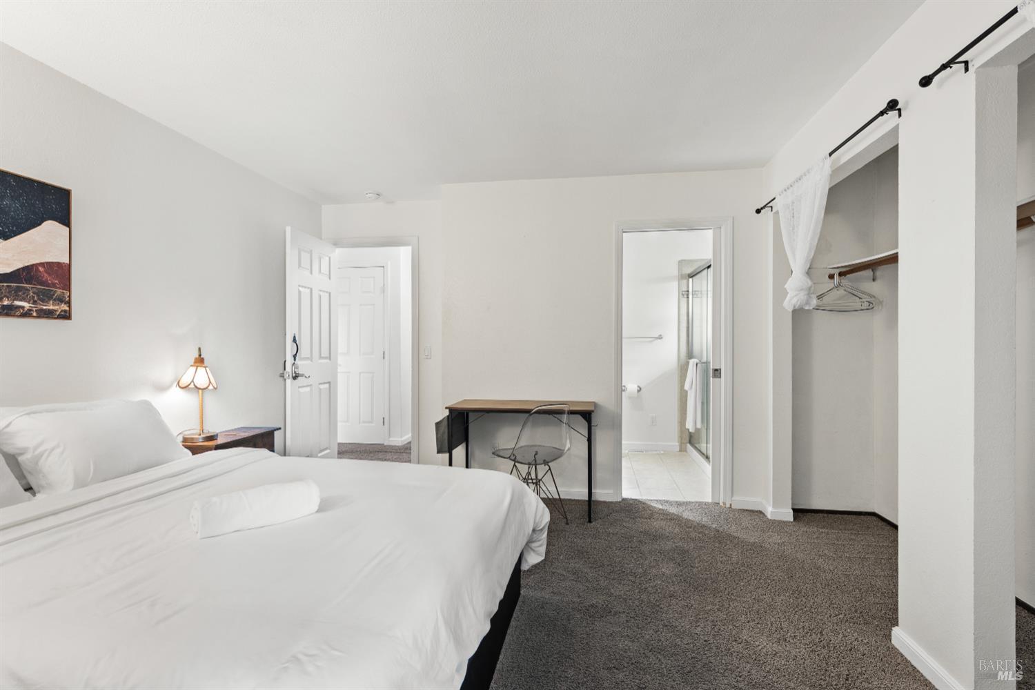 Detail Gallery Image 18 of 44 For 5232 Badger Rd, Santa Rosa,  CA 95409 - 4 Beds | 3 Baths