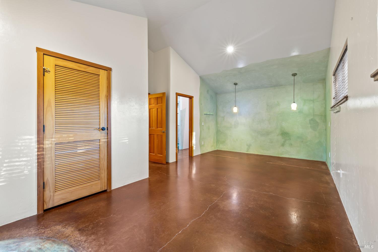 Detail Gallery Image 15 of 41 For 19204 Benson Ln, Fort Bragg,  CA 95437 - 2 Beds | 2 Baths