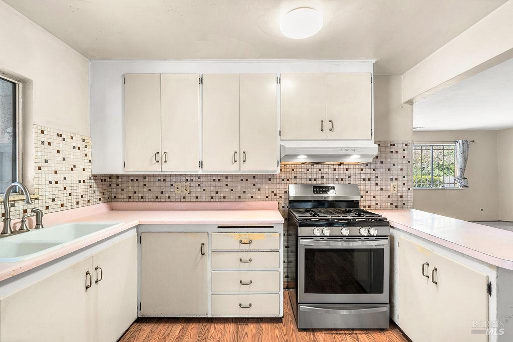 Detail Gallery Image 9 of 27 For 831 5th St, Vallejo,  CA 94590 - 3 Beds | 2 Baths