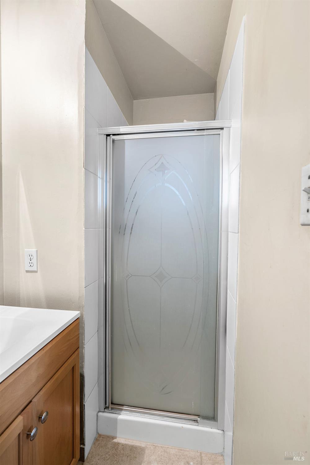 Detail Gallery Image 18 of 27 For 831 5th St, Vallejo,  CA 94590 - 3 Beds | 2 Baths