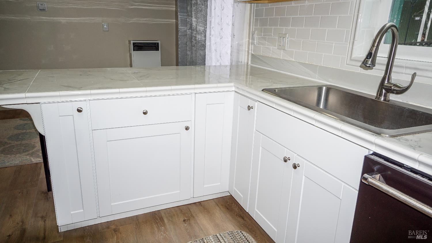 Detail Gallery Image 5 of 25 For 546 Colonial Park Dr, Santa Rosa,  CA 95403 - 2 Beds | 1 Baths