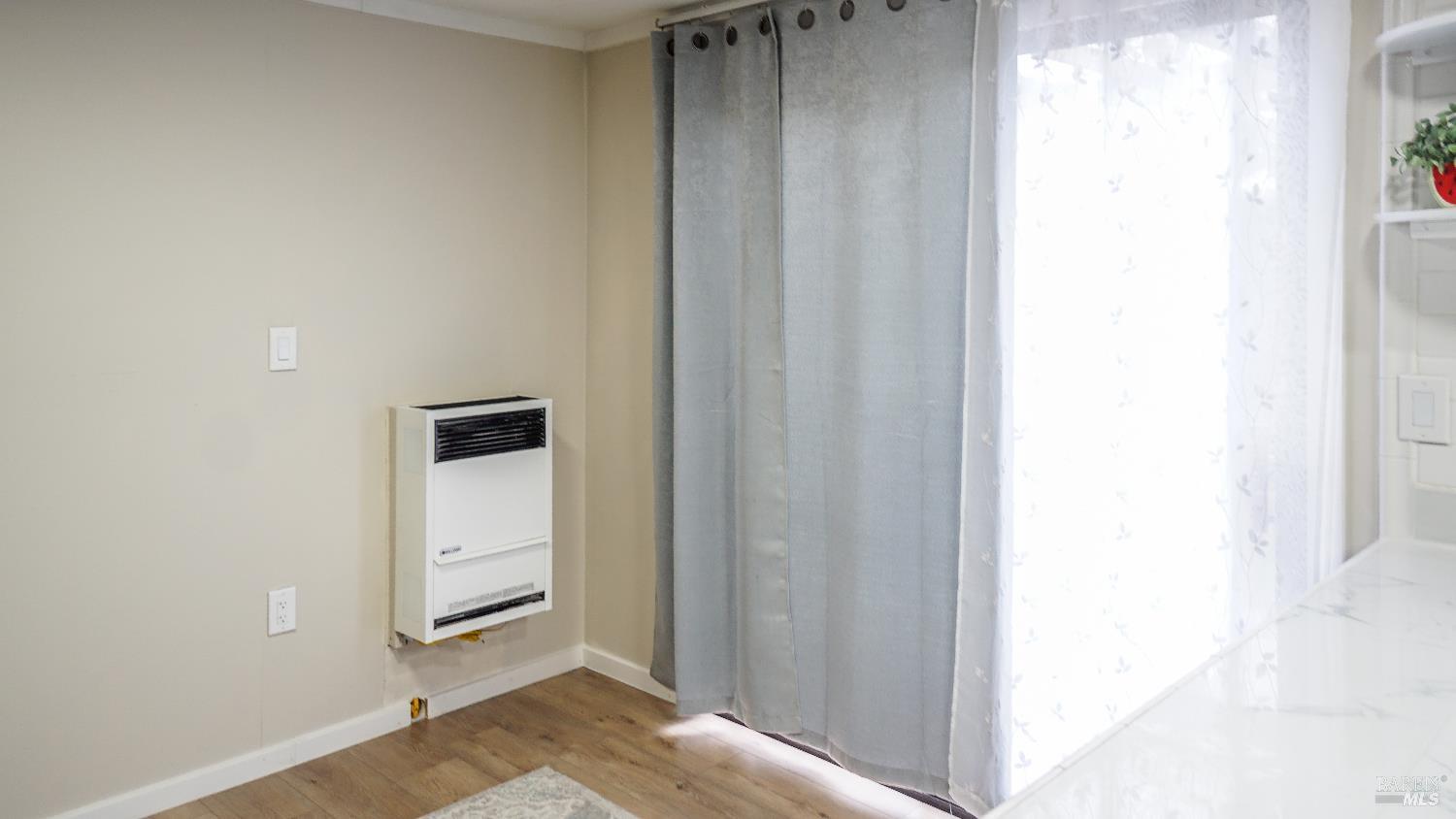 Detail Gallery Image 7 of 25 For 546 Colonial Park Dr, Santa Rosa,  CA 95403 - 2 Beds | 1 Baths