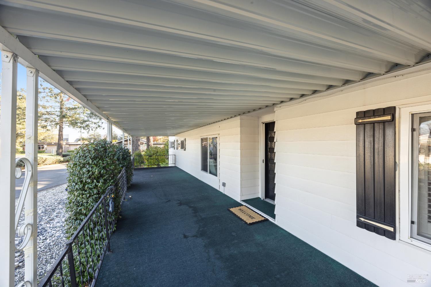 Detail Gallery Image 10 of 49 For 518 Vina Rose Dr, Petaluma,  CA 94954 - 2 Beds | 2 Baths