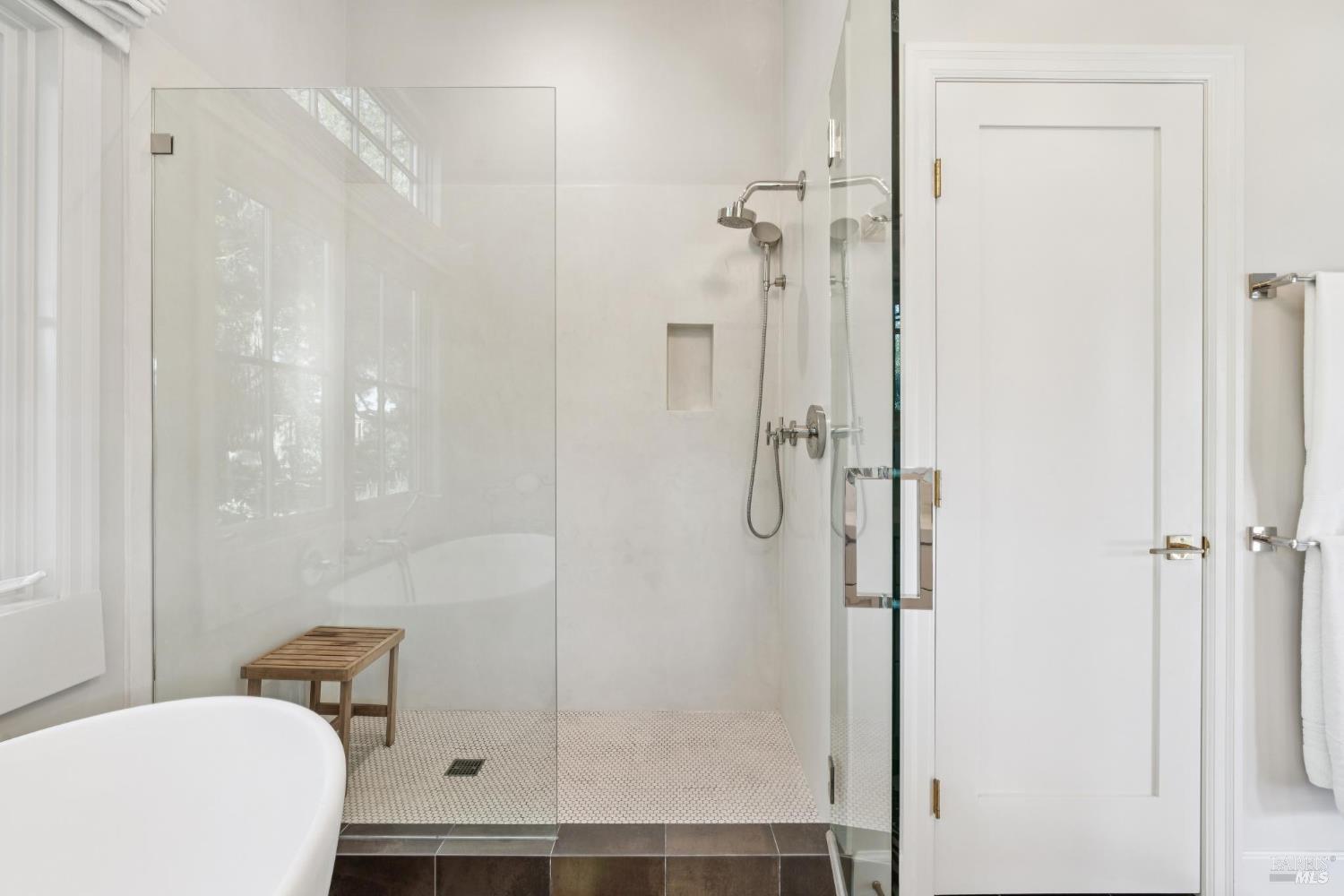 Detail Gallery Image 38 of 68 For 511 Hidden Acres Rd, Healdsburg,  CA 95448 - 3 Beds | 4 Baths