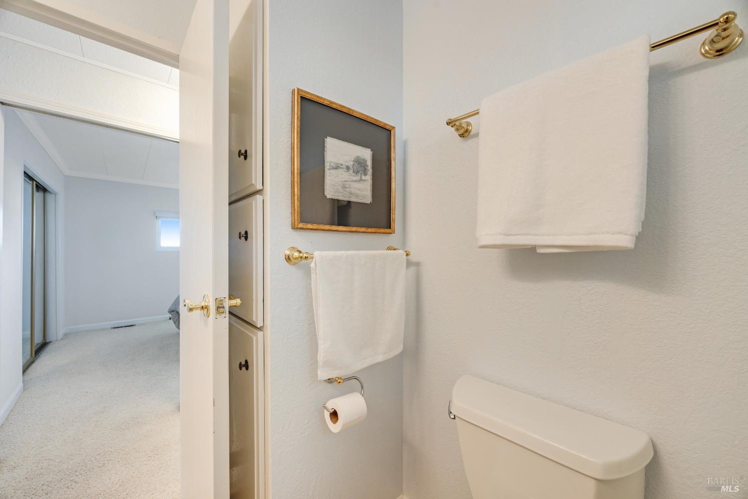 Detail Gallery Image 35 of 49 For 518 Vina Rose Dr, Petaluma,  CA 94954 - 2 Beds | 2 Baths