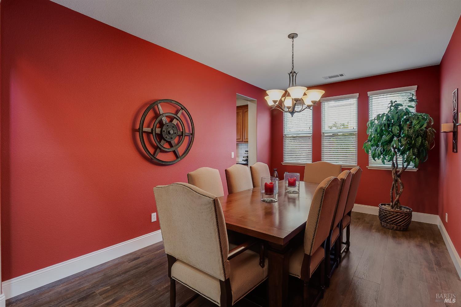 Detail Gallery Image 10 of 66 For 544 Lansing Cir, Benicia,  CA 94510 - 4 Beds | 3 Baths