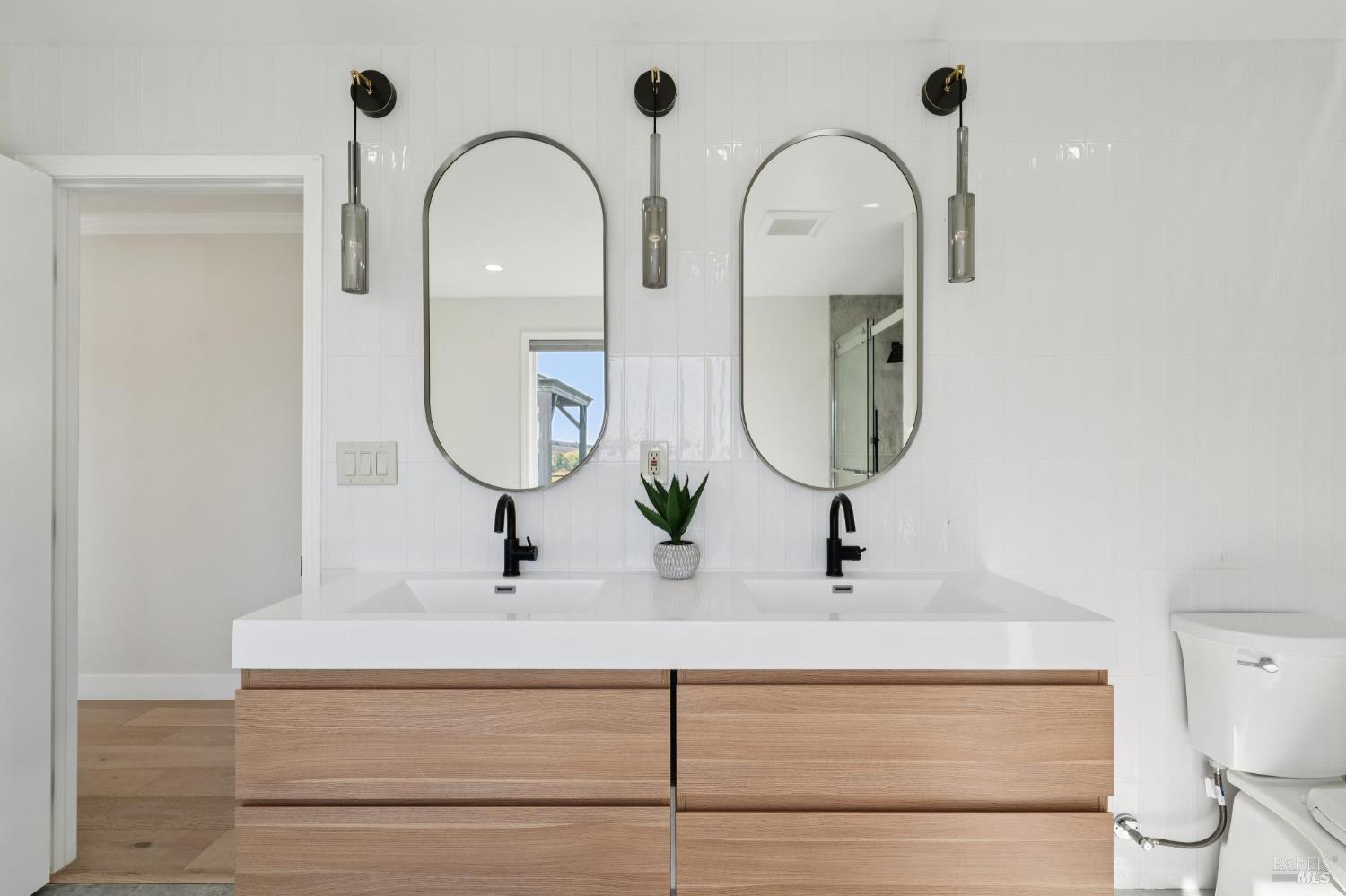 Detail Gallery Image 33 of 65 For 1301 Duhig Rd, Napa,  CA 94559 - 3 Beds | 2 Baths