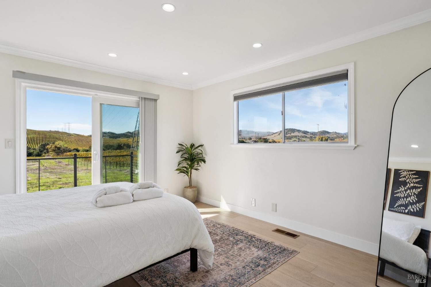 Detail Gallery Image 35 of 65 For 1301 Duhig Rd, Napa,  CA 94559 - 3 Beds | 2 Baths