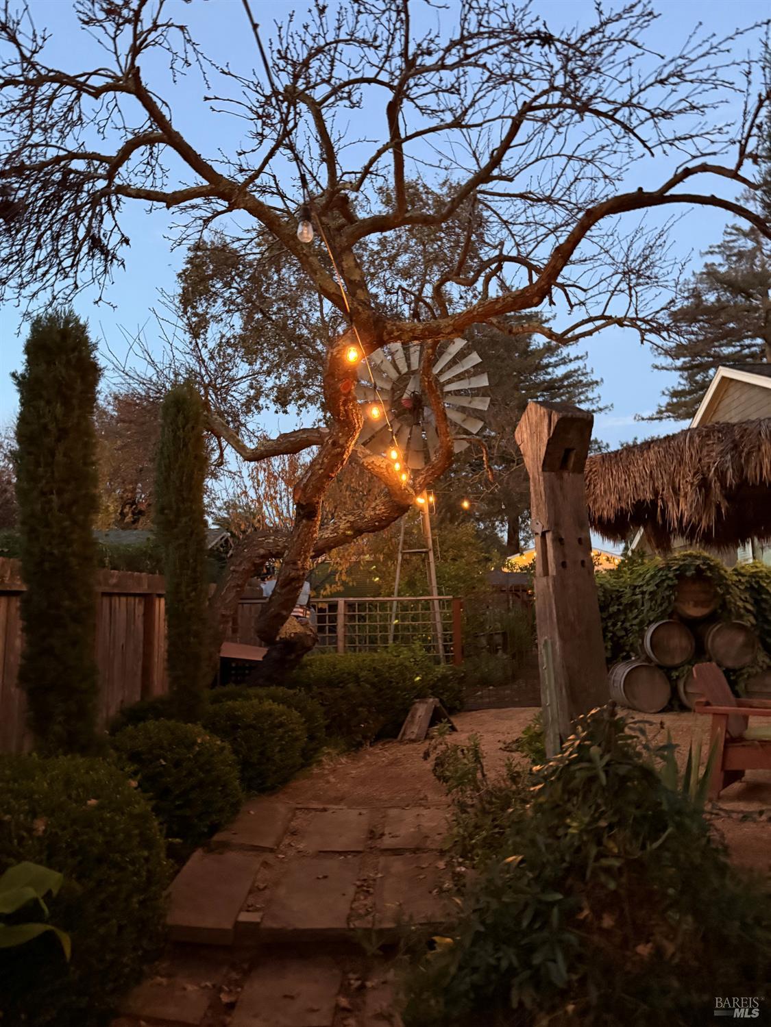 Detail Gallery Image 4 of 4 For 1343 Ash St, Napa,  CA 94559 - 6 Beds | 4 Baths