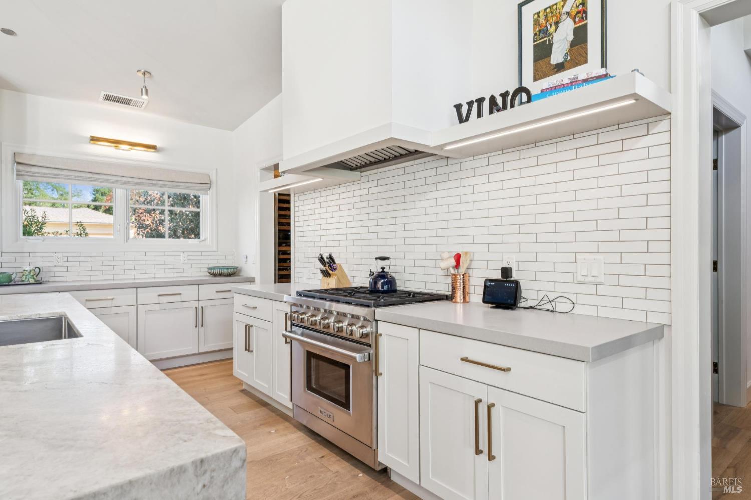 Detail Gallery Image 27 of 68 For 511 Hidden Acres Rd, Healdsburg,  CA 95448 - 3 Beds | 4 Baths