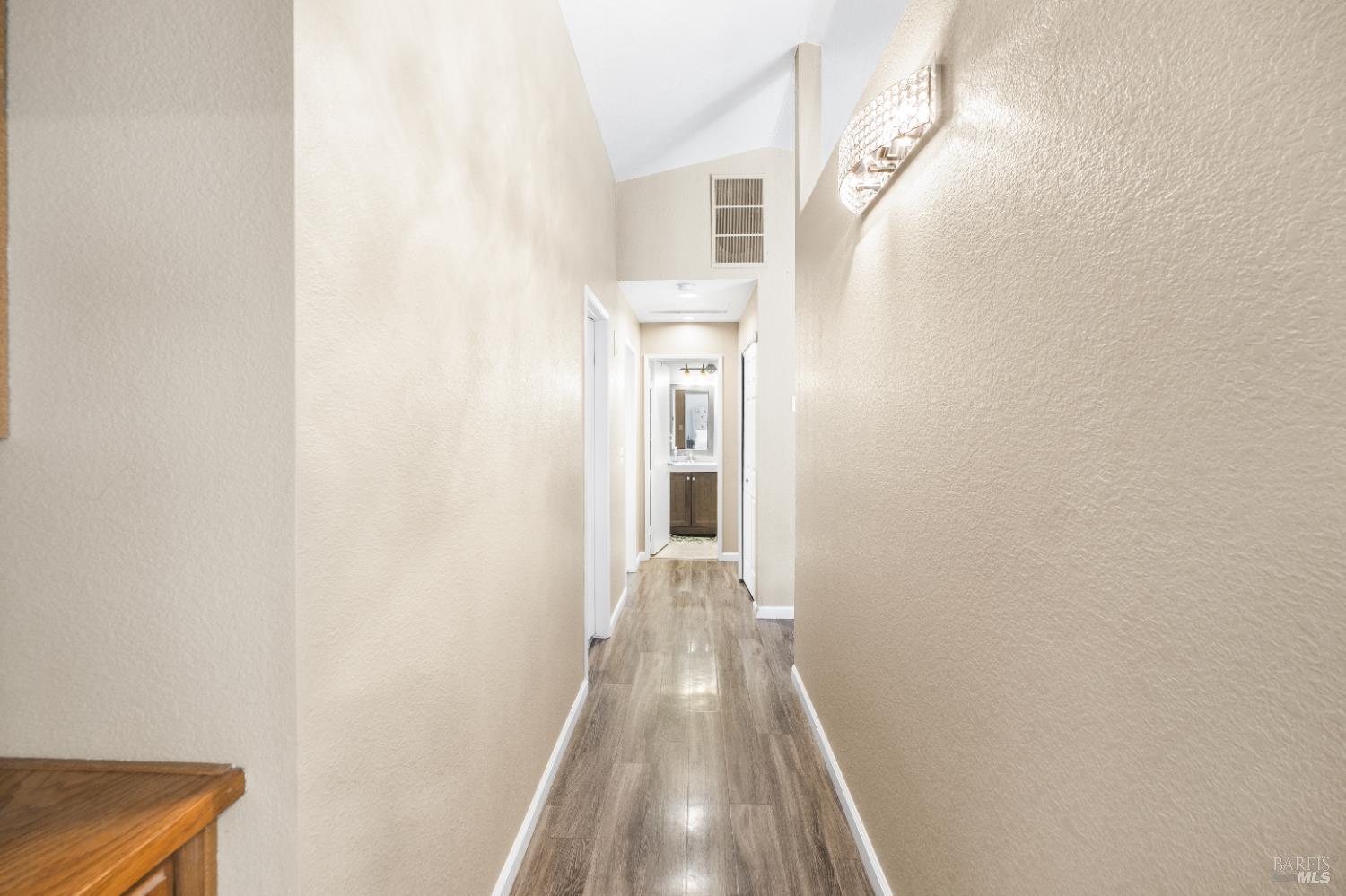 Detail Gallery Image 9 of 40 For 248 Colby Dr, Vacaville,  CA 95687 - 3 Beds | 2 Baths