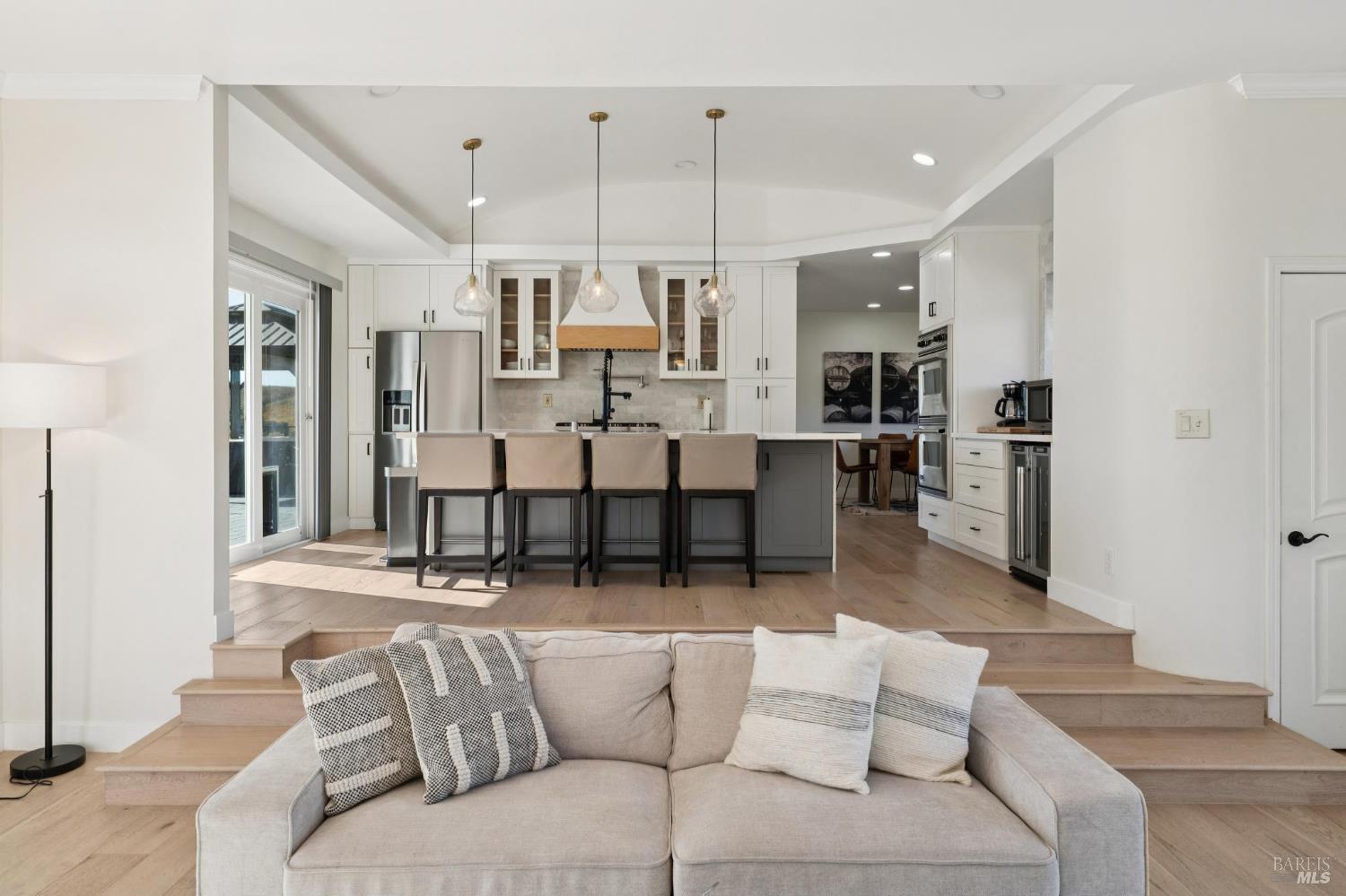 Detail Gallery Image 15 of 65 For 1301 Duhig Rd, Napa,  CA 94559 - 3 Beds | 2 Baths