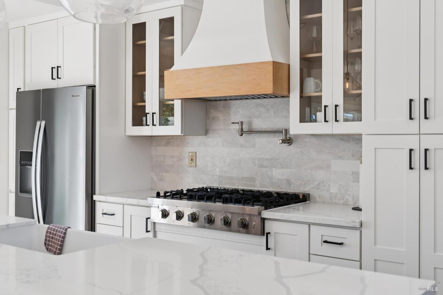 Detail Gallery Image 21 of 65 For 1301 Duhig Rd, Napa,  CA 94559 - 3 Beds | 2 Baths