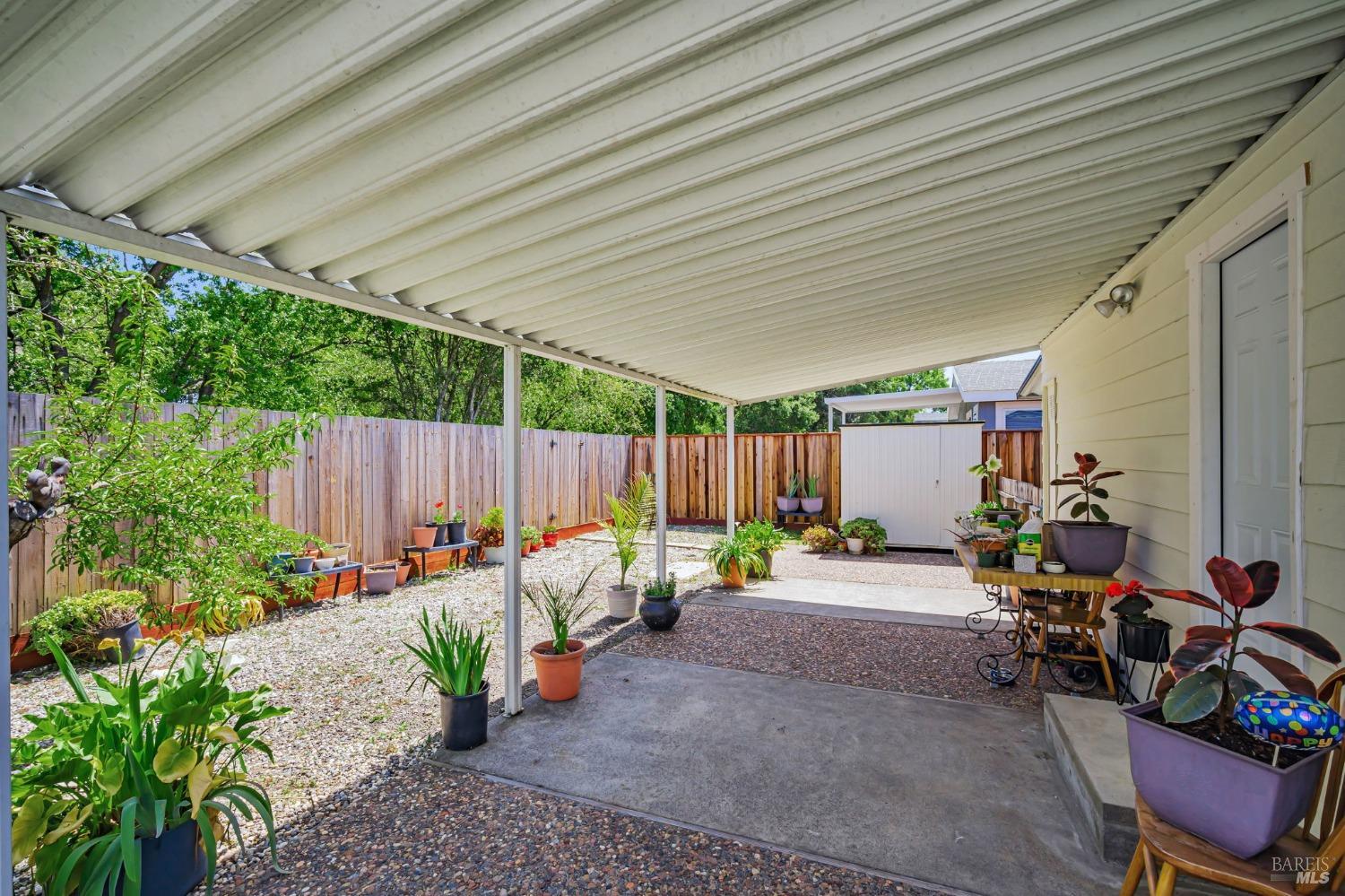 Detail Gallery Image 6 of 44 For 234 Arboleda Dr, Santa Rosa,  CA 95401 - 3 Beds | 2 Baths