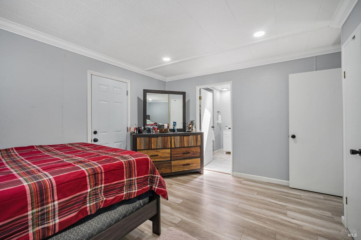 Detail Gallery Image 29 of 44 For 234 Arboleda Dr, Santa Rosa,  CA 95401 - 3 Beds | 2 Baths