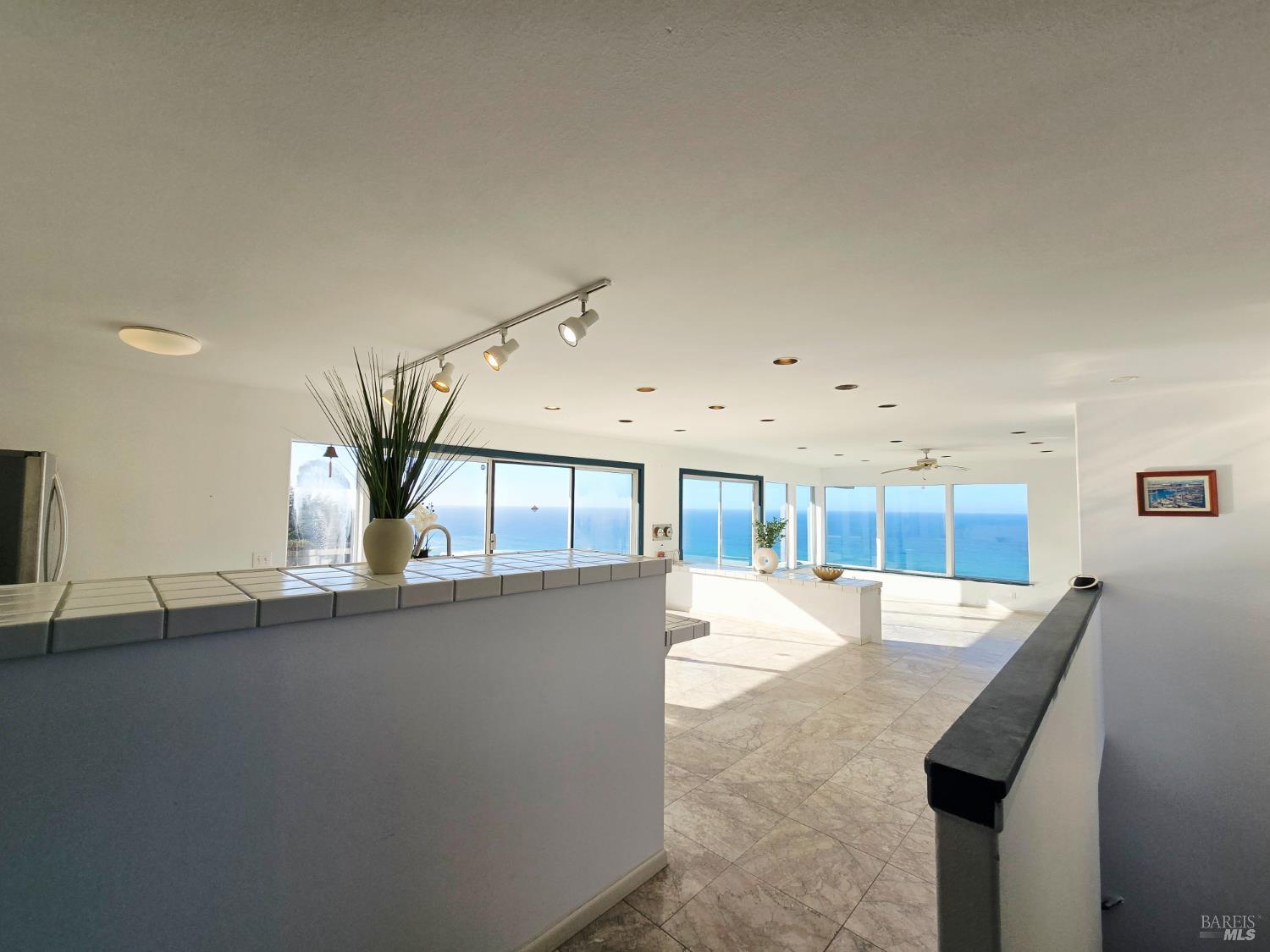 Detail Gallery Image 10 of 38 For 14800 Navarro Way, Manchester,  CA 95459 - 4 Beds | 3 Baths