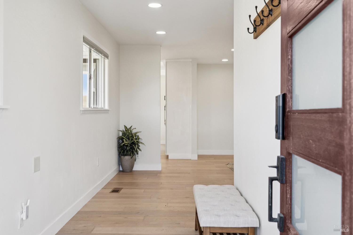 Detail Gallery Image 6 of 65 For 1301 Duhig Rd, Napa,  CA 94559 - 3 Beds | 2 Baths