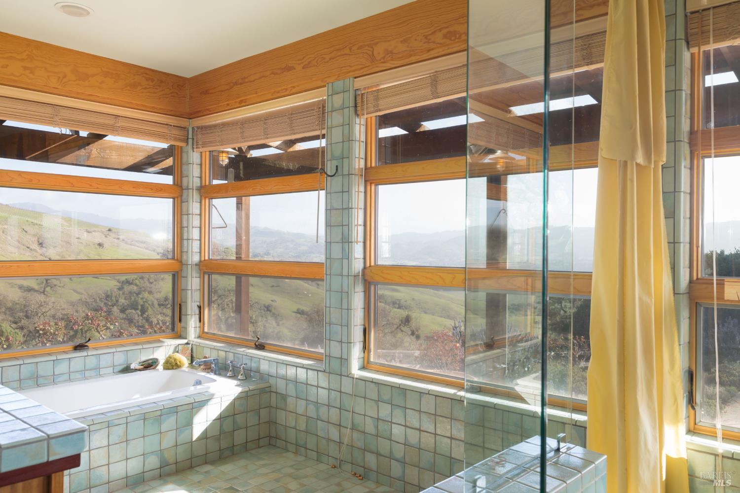 Detail Gallery Image 21 of 65 For 17350 Deer Meadows Rd, Boonville,  CA 95415 - 3 Beds | 2 Baths