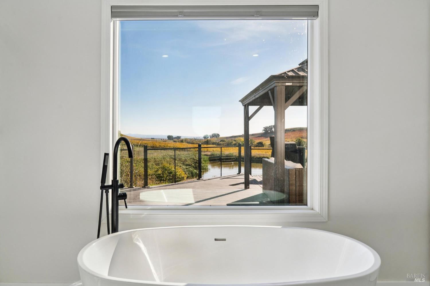 Detail Gallery Image 32 of 65 For 1301 Duhig Rd, Napa,  CA 94559 - 3 Beds | 2 Baths