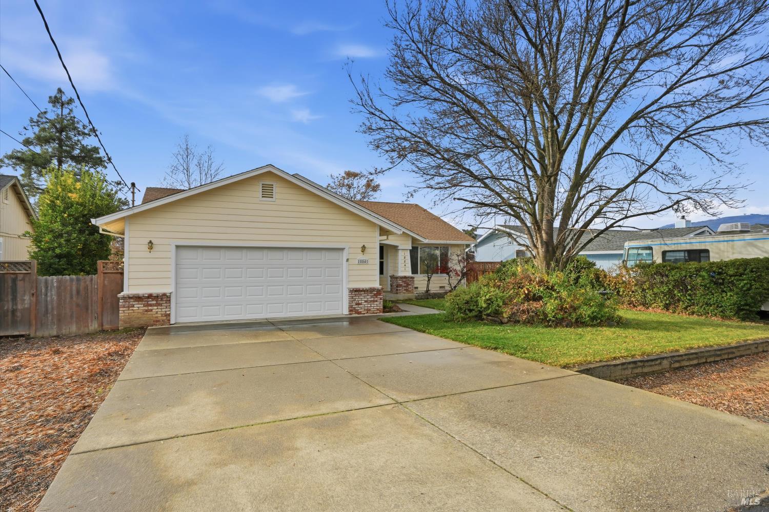 Detail Gallery Image 29 of 33 For 18841 Spyglass Rd, Hidden Valley Lake,  CA 95467 - 3 Beds | 2 Baths