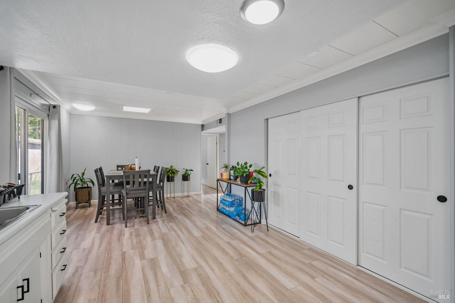 Detail Gallery Image 22 of 44 For 234 Arboleda Dr, Santa Rosa,  CA 95401 - 3 Beds | 2 Baths