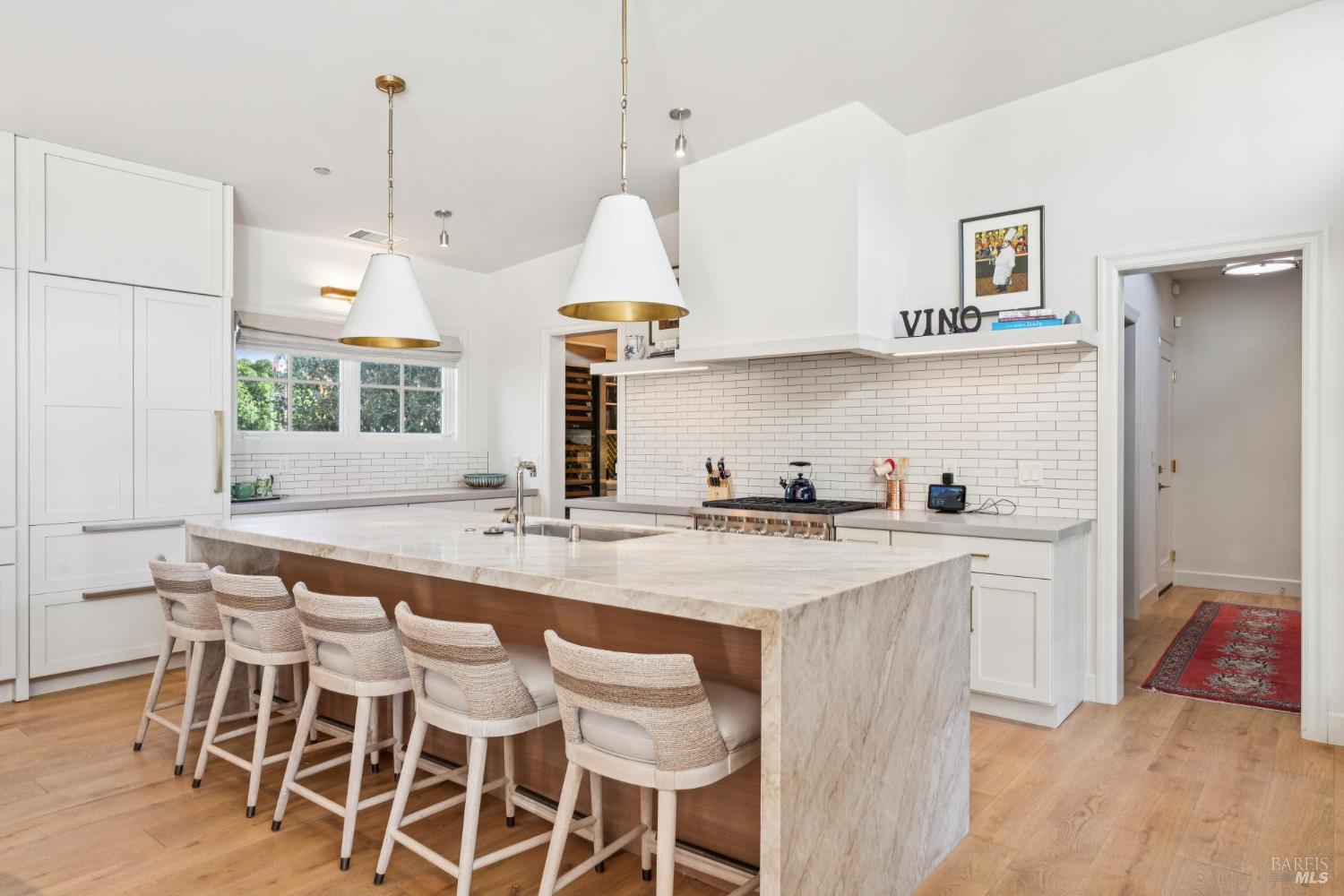 Detail Gallery Image 21 of 68 For 511 Hidden Acres Rd, Healdsburg,  CA 95448 - 3 Beds | 4 Baths