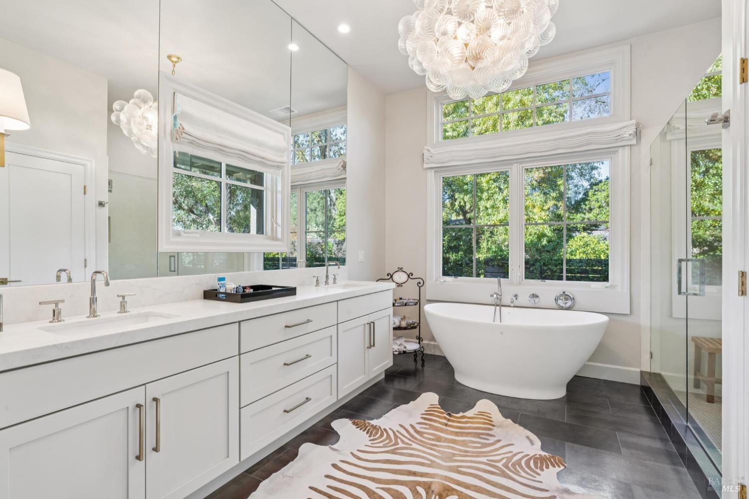 Detail Gallery Image 36 of 68 For 511 Hidden Acres Rd, Healdsburg,  CA 95448 - 3 Beds | 4 Baths