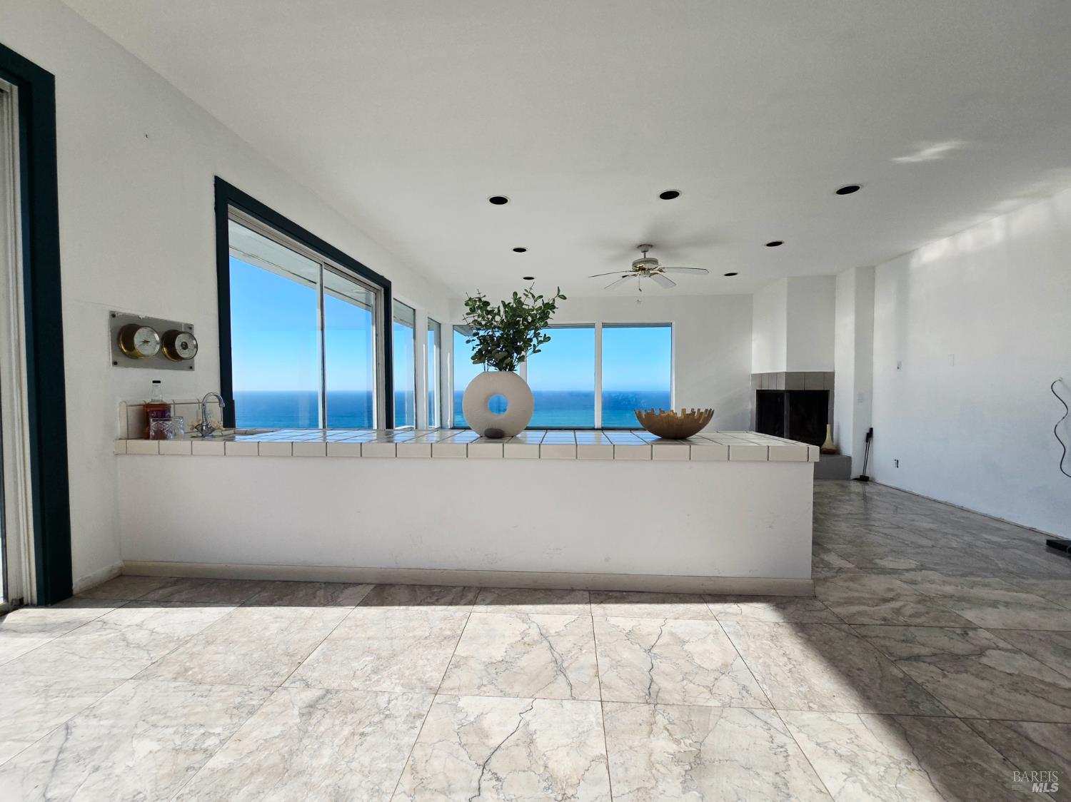 Detail Gallery Image 12 of 38 For 14800 Navarro Way, Manchester,  CA 95459 - 4 Beds | 3 Baths