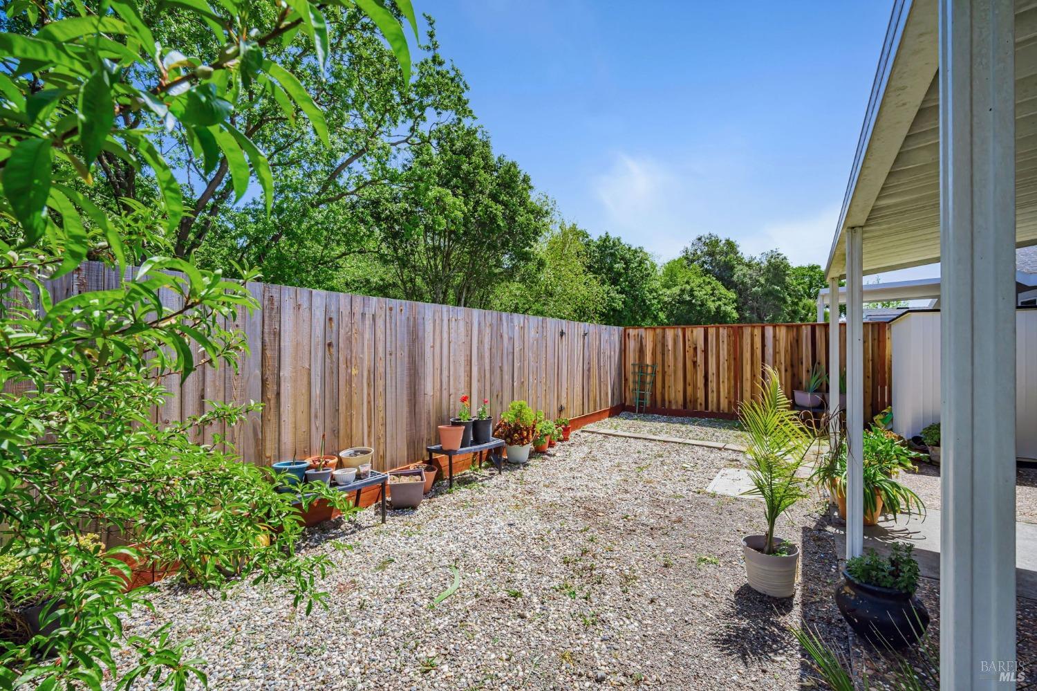 Detail Gallery Image 8 of 44 For 234 Arboleda Dr, Santa Rosa,  CA 95401 - 3 Beds | 2 Baths