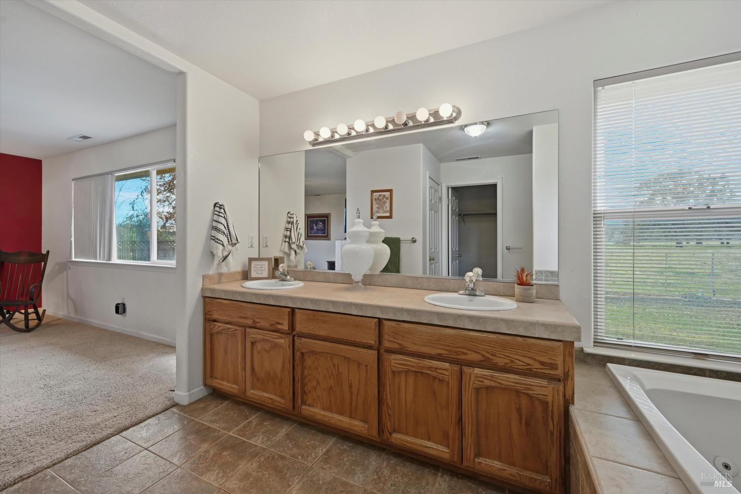 Detail Gallery Image 20 of 33 For 18841 Spyglass Rd, Hidden Valley Lake,  CA 95467 - 3 Beds | 2 Baths