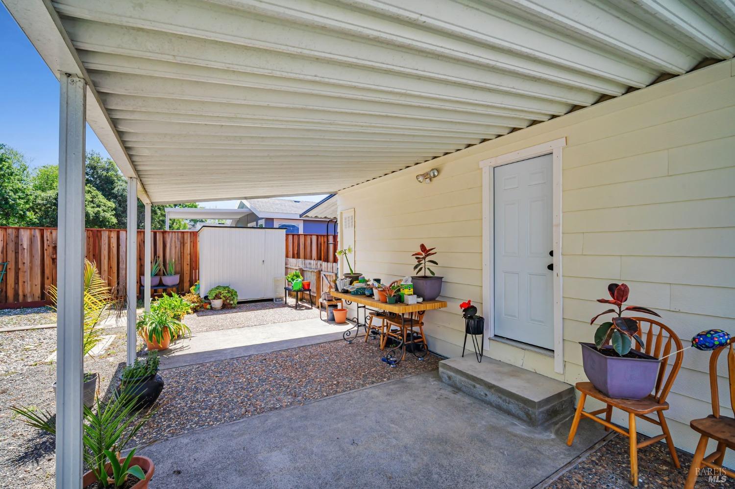 Detail Gallery Image 7 of 44 For 234 Arboleda Dr, Santa Rosa,  CA 95401 - 3 Beds | 2 Baths