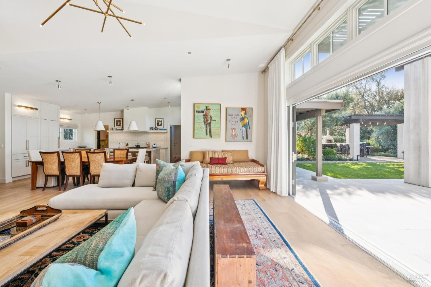 Detail Gallery Image 15 of 68 For 511 Hidden Acres Rd, Healdsburg,  CA 95448 - 3 Beds | 4 Baths