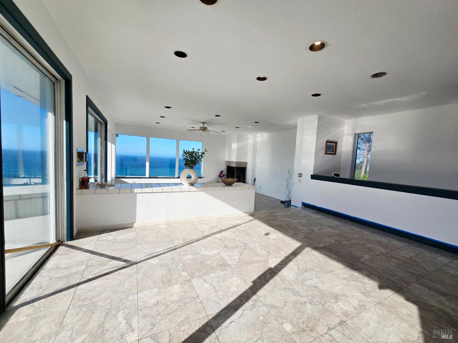 Detail Gallery Image 19 of 38 For 14800 Navarro Way, Manchester,  CA 95459 - 4 Beds | 3 Baths