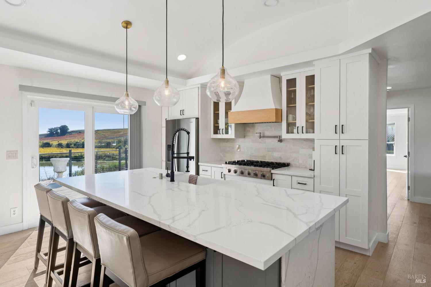 Detail Gallery Image 17 of 65 For 1301 Duhig Rd, Napa,  CA 94559 - 3 Beds | 2 Baths