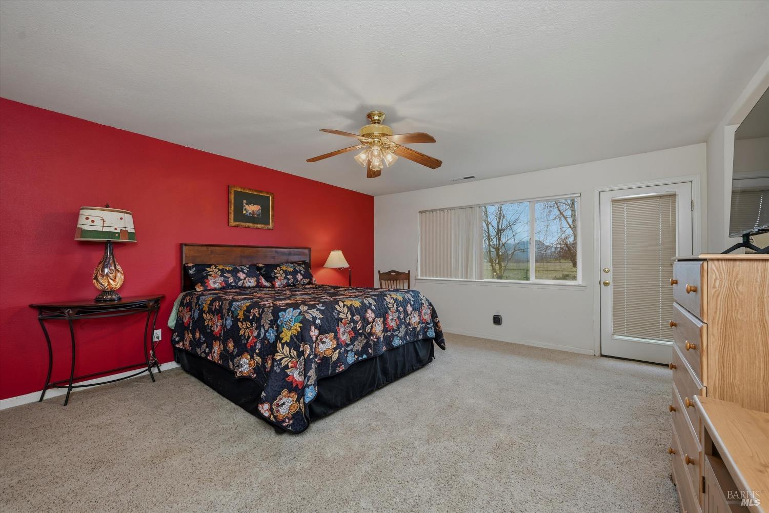 Detail Gallery Image 14 of 33 For 18841 Spyglass Rd, Hidden Valley Lake,  CA 95467 - 3 Beds | 2 Baths