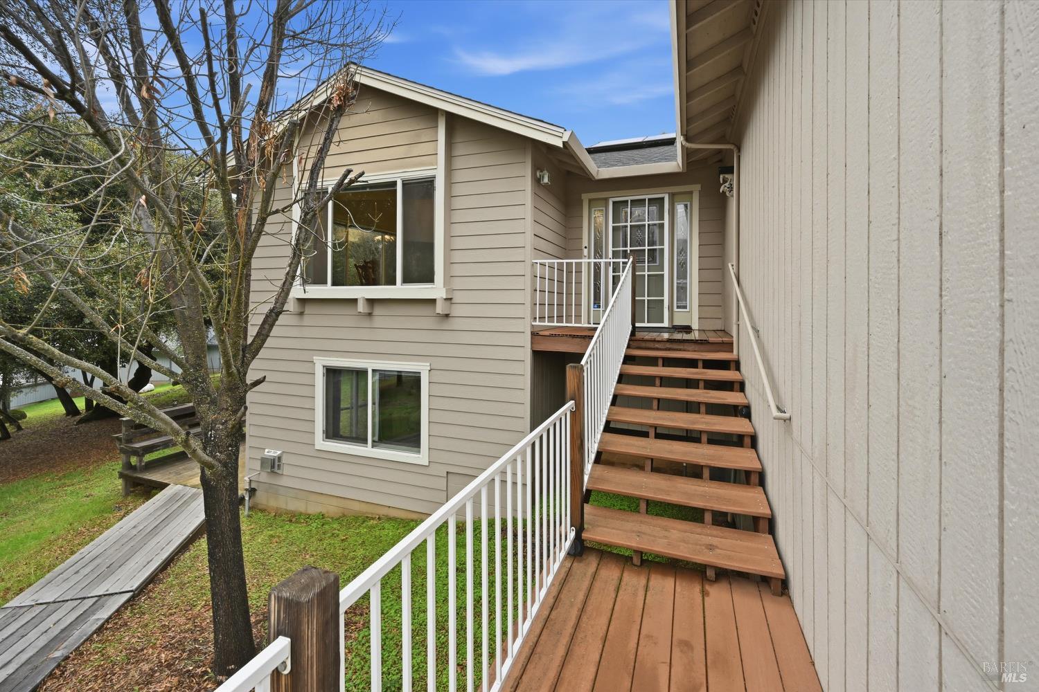 Front Image Thumbnail for BA325103438