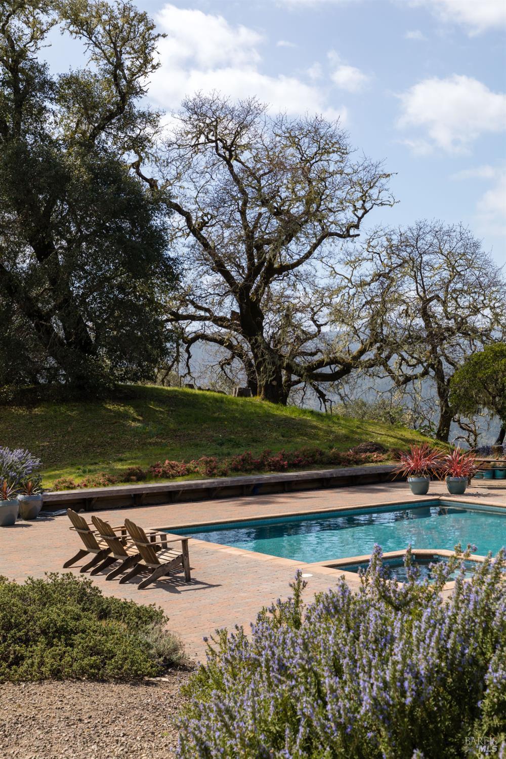 Detail Gallery Image 33 of 65 For 17350 Deer Meadows Rd, Boonville,  CA 95415 - 3 Beds | 2 Baths