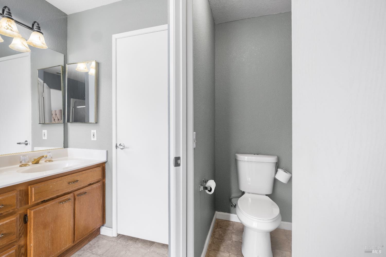 Detail Gallery Image 34 of 40 For 248 Colby Dr, Vacaville,  CA 95687 - 3 Beds | 2 Baths