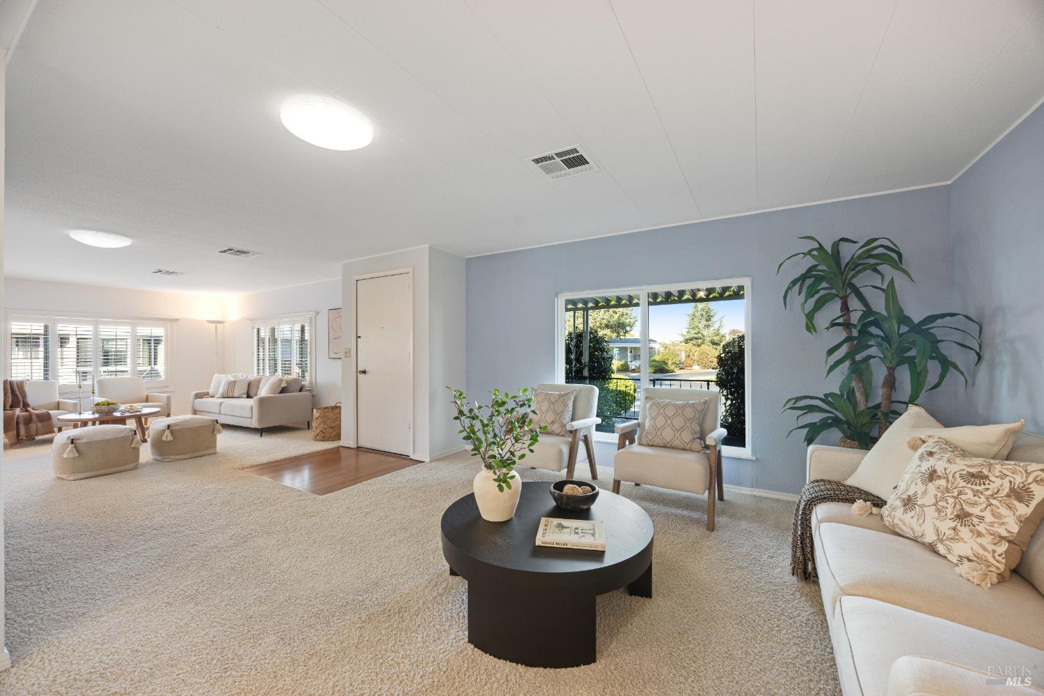 Detail Gallery Image 17 of 49 For 518 Vina Rose Dr, Petaluma,  CA 94954 - 2 Beds | 2 Baths