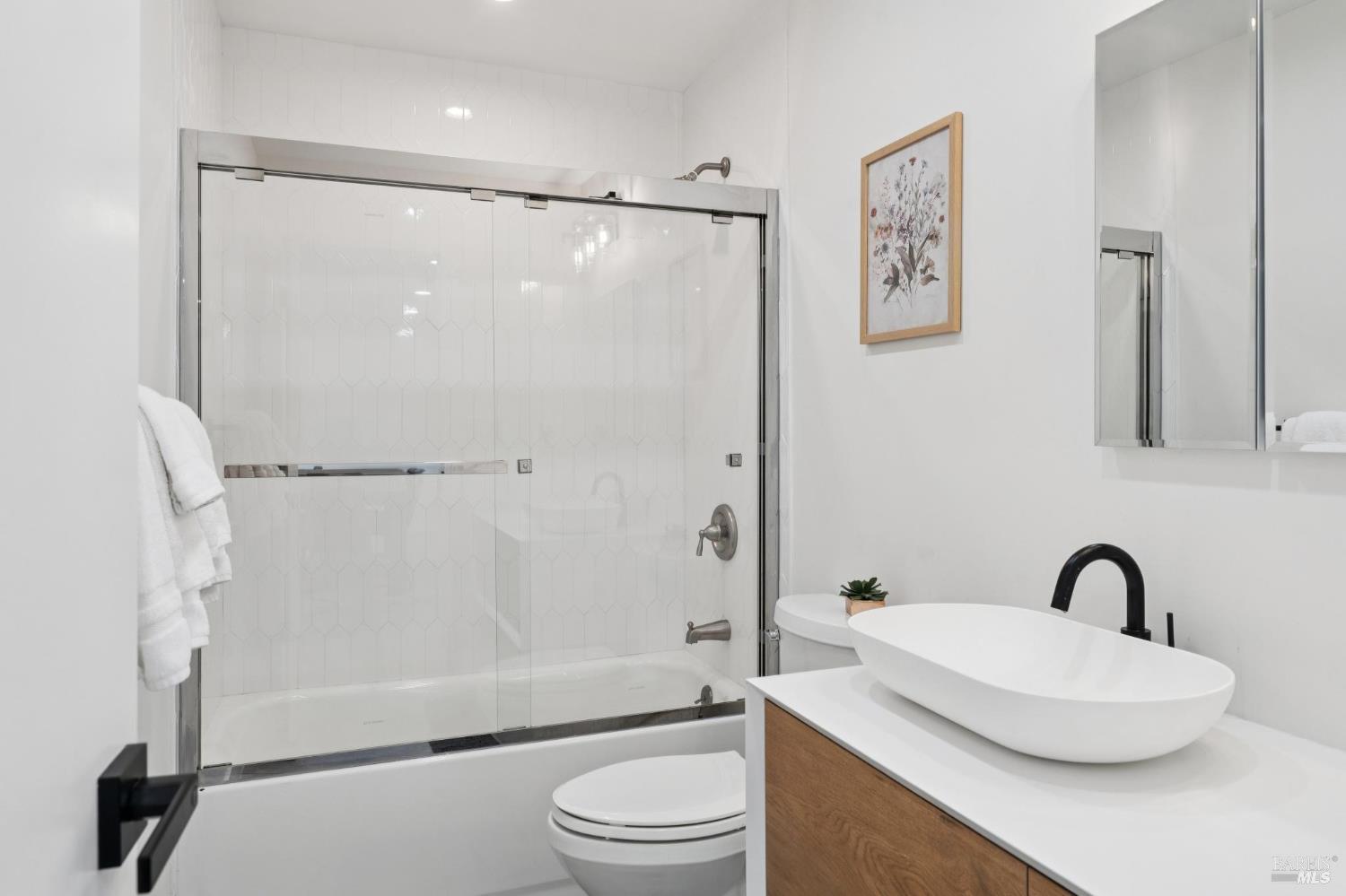 Detail Gallery Image 41 of 65 For 1301 Duhig Rd, Napa,  CA 94559 - 3 Beds | 2 Baths