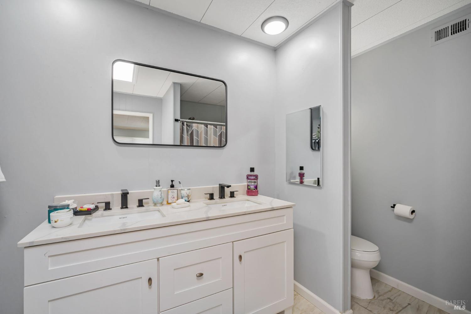 Detail Gallery Image 32 of 44 For 234 Arboleda Dr, Santa Rosa,  CA 95401 - 3 Beds | 2 Baths