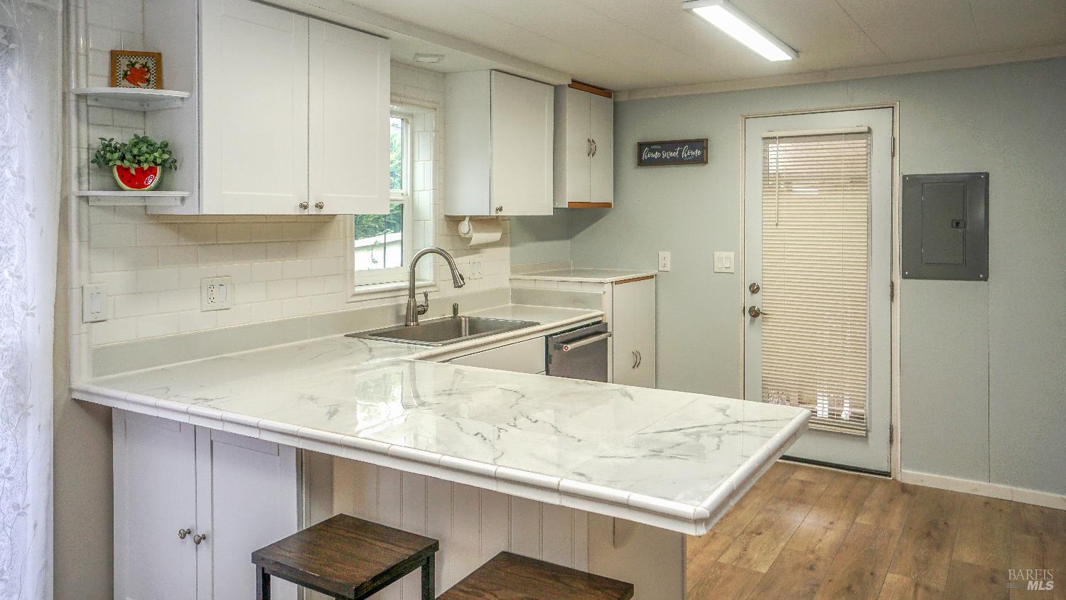 Detail Gallery Image 8 of 25 For 546 Colonial Park Dr, Santa Rosa,  CA 95403 - 2 Beds | 1 Baths