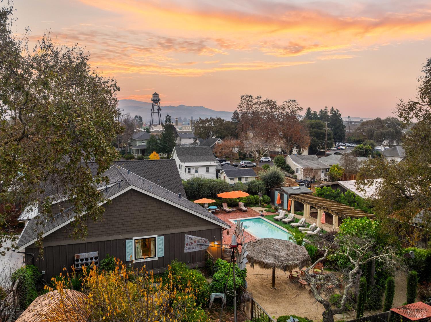 Detail Gallery Image 28 of 37 For 1343 Ash St, Napa,  CA 94559 - 6 Beds | 4/1 Baths