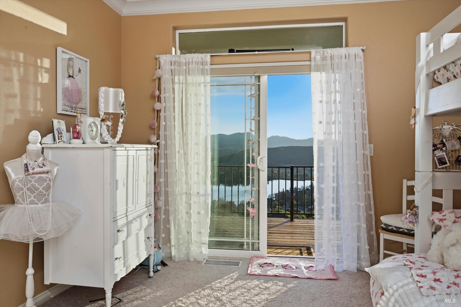 Detail Gallery Image 38 of 51 For 18750 Fernwood Rd, Hidden Valley Lake,  CA 95467 - 3 Beds | 3/1 Baths